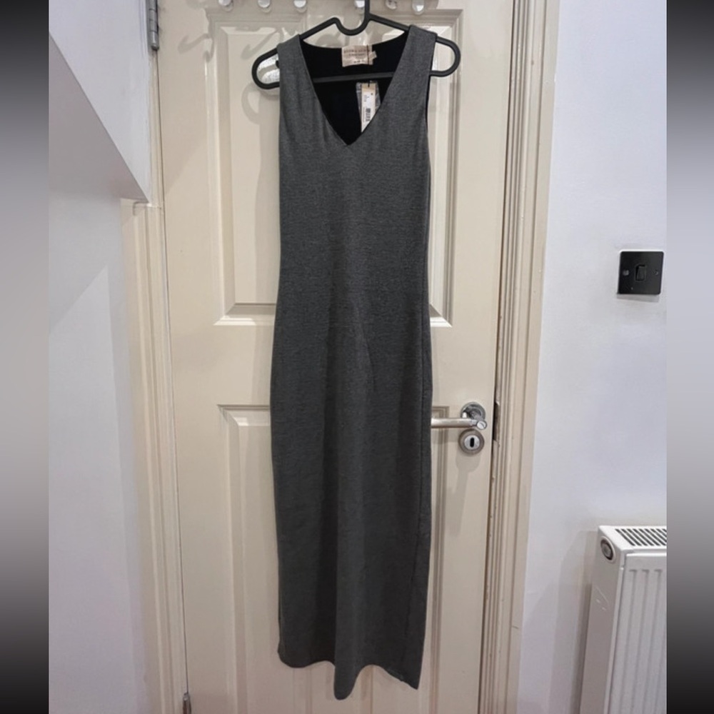 Alice + Olivia Sleeveless V-Neck Midi Dress in Dark Gray